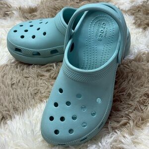☀️SUMMER CLEARANCE SALE☀️ Crocs Classic Platform Clog - Light Blue